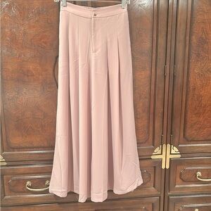 Wide leg flowy pants Size S